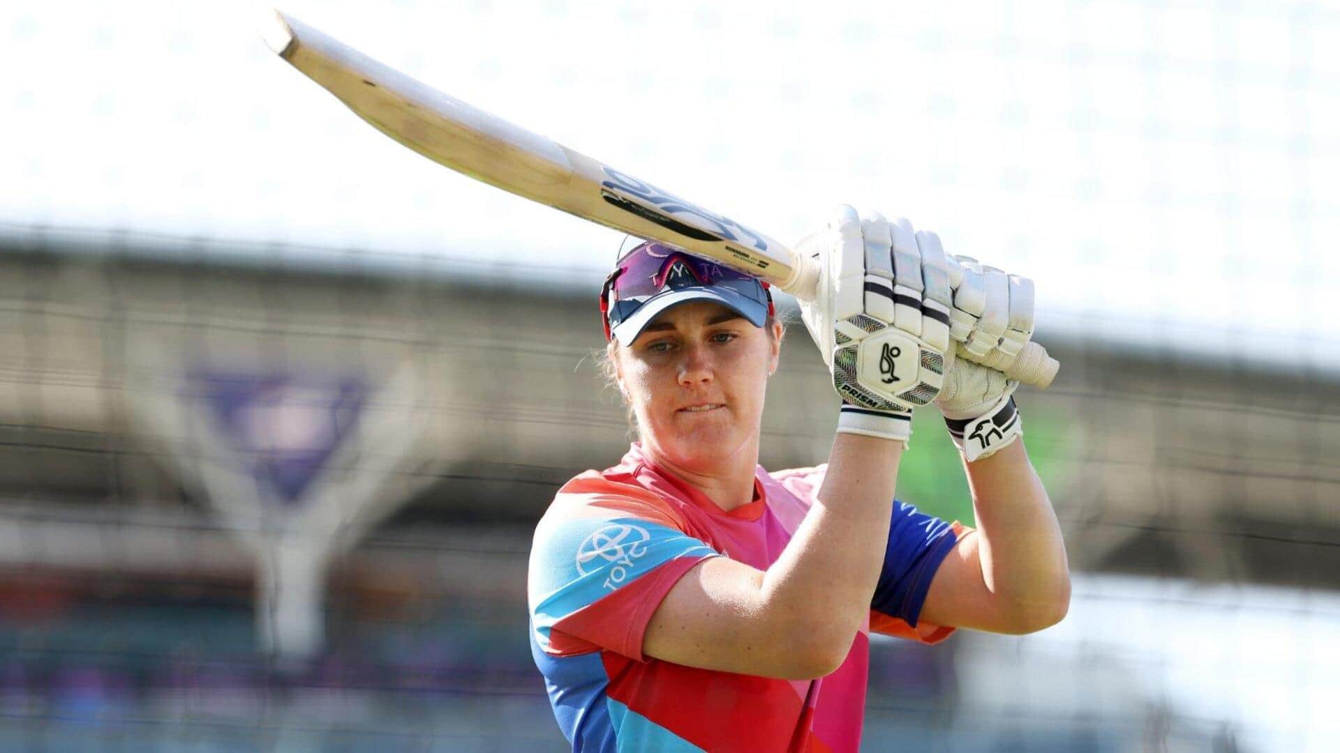 Women's T20 WC: Half-centurions Nat Sciver-Brunt, Heather Knight floor SA