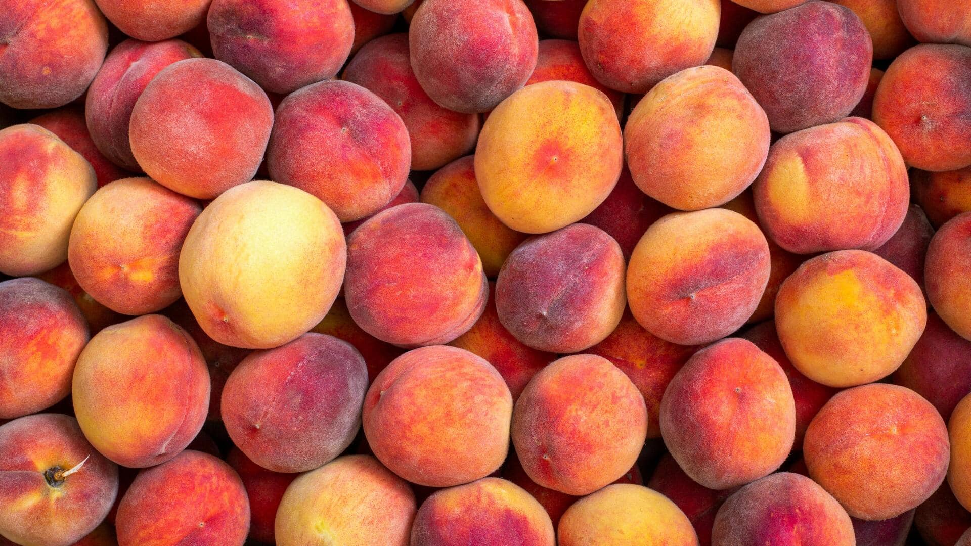 Easy homemade desserts using fresh peaches