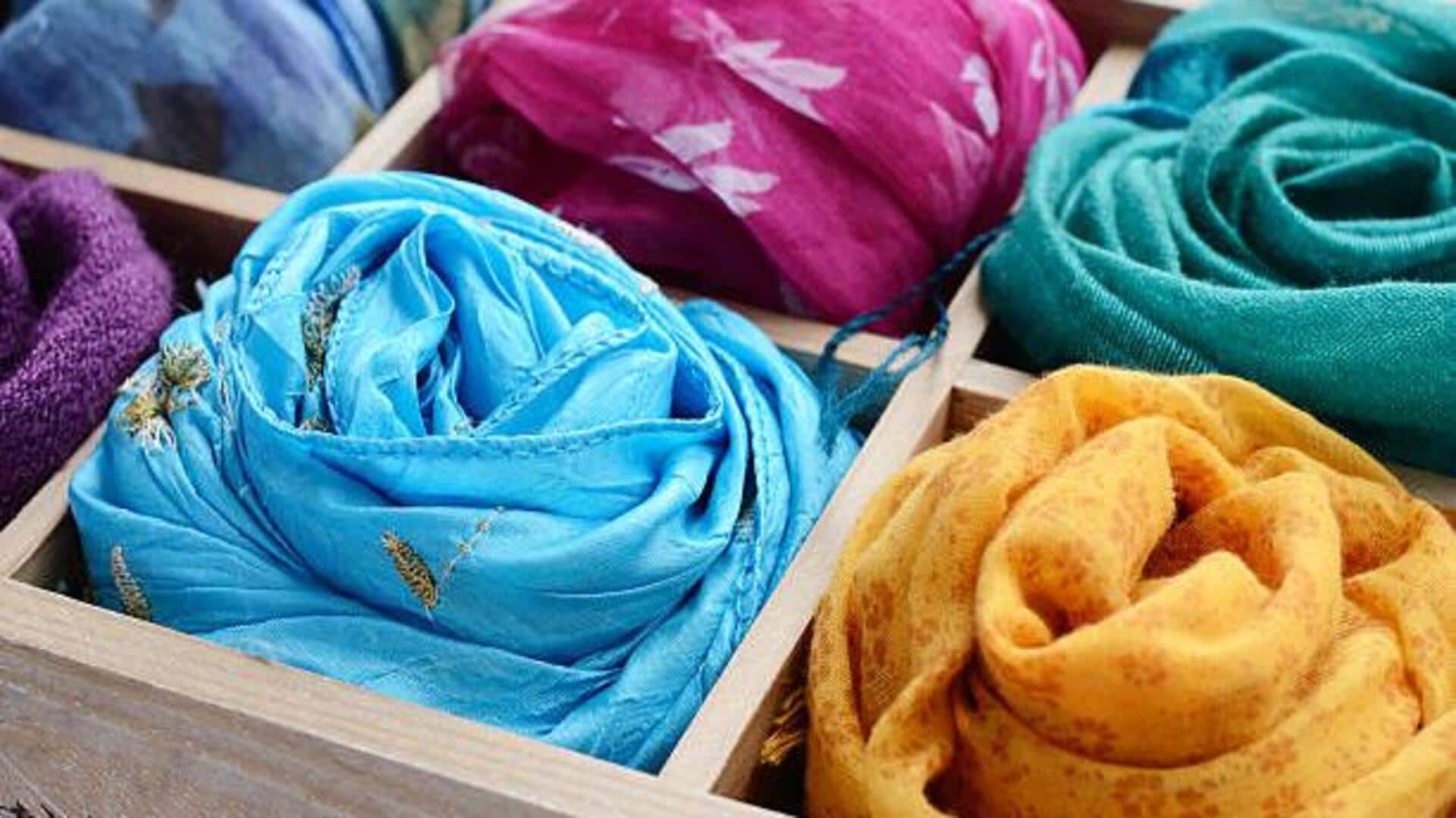 How to style your hair with a silk scarf 