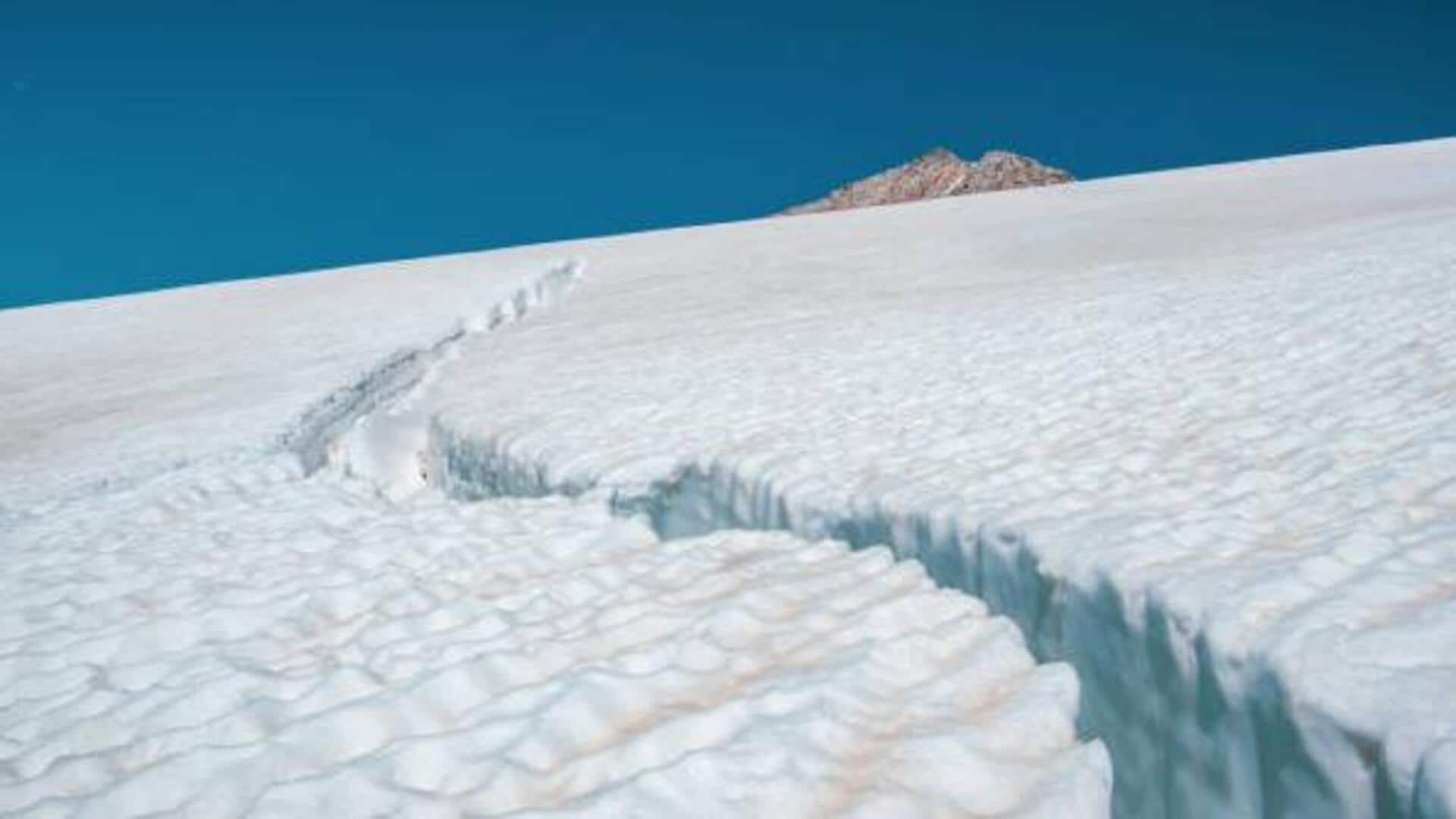 How to navigate glacial crevasses safely How to navigate glacial crevasses safely