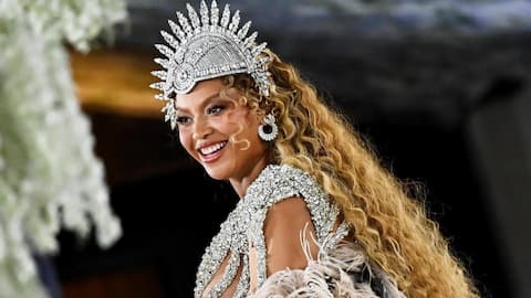 Beyoncé releases 'B'Day Deluxe Edition' with new collaborations