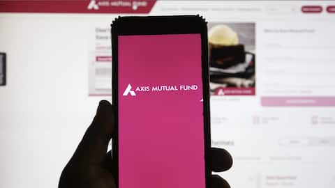 Axis Mutual Fund lets beginners invest with only ₹100