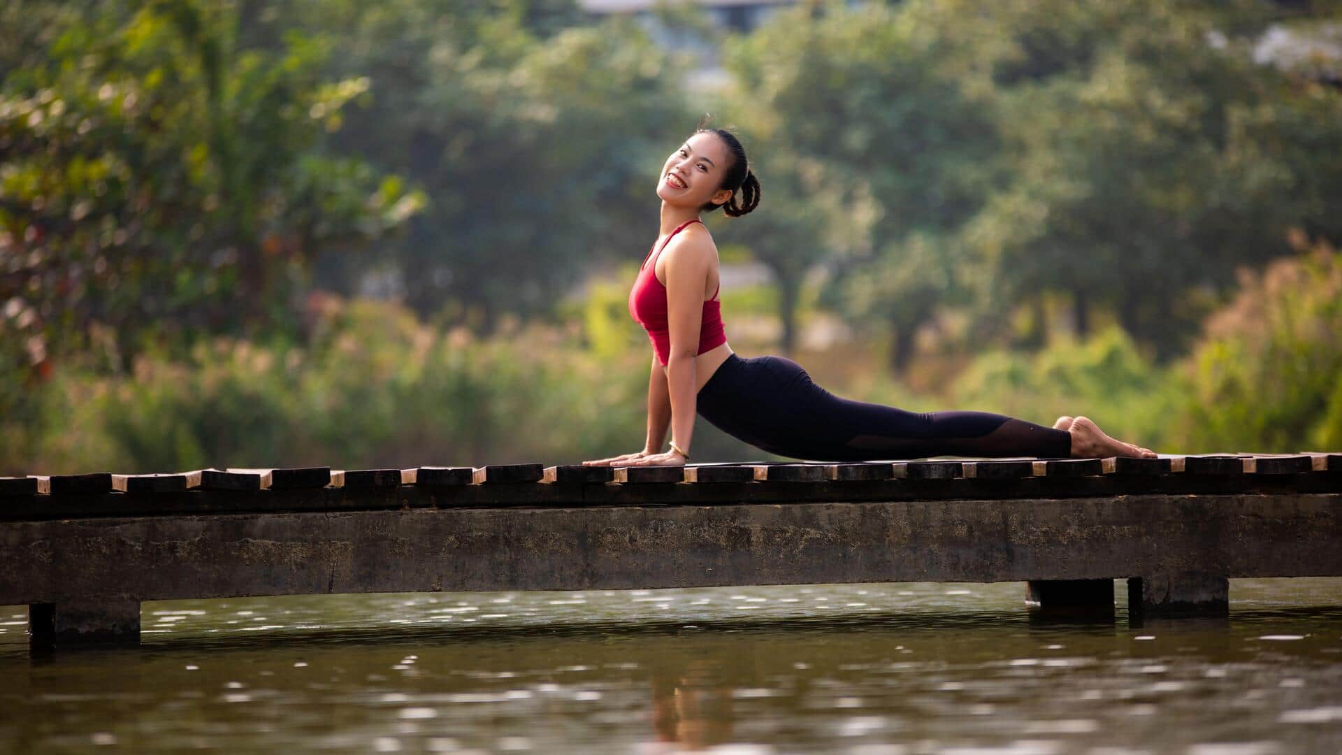 Yoga v/s hiking: What is right for your wellness goals?