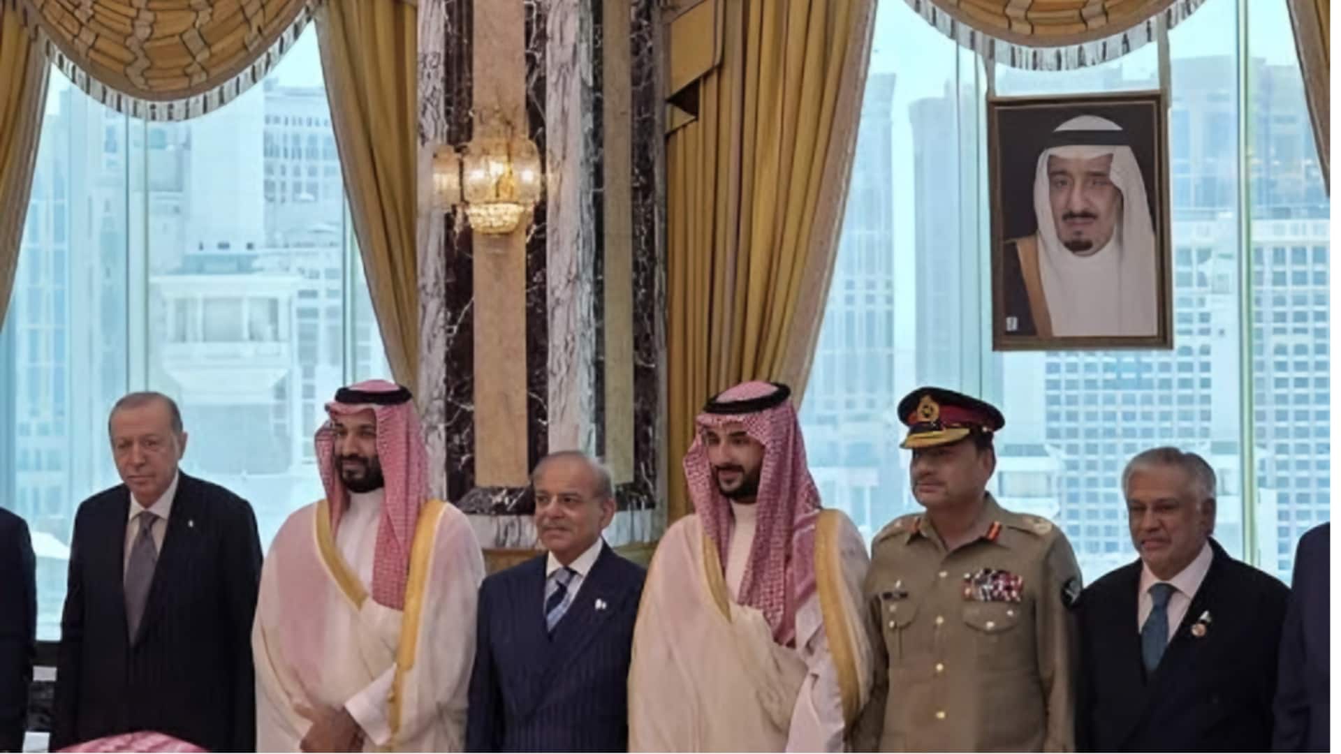 Pakistan, Turkey, Saudi Arabia sign trilateral defense pact