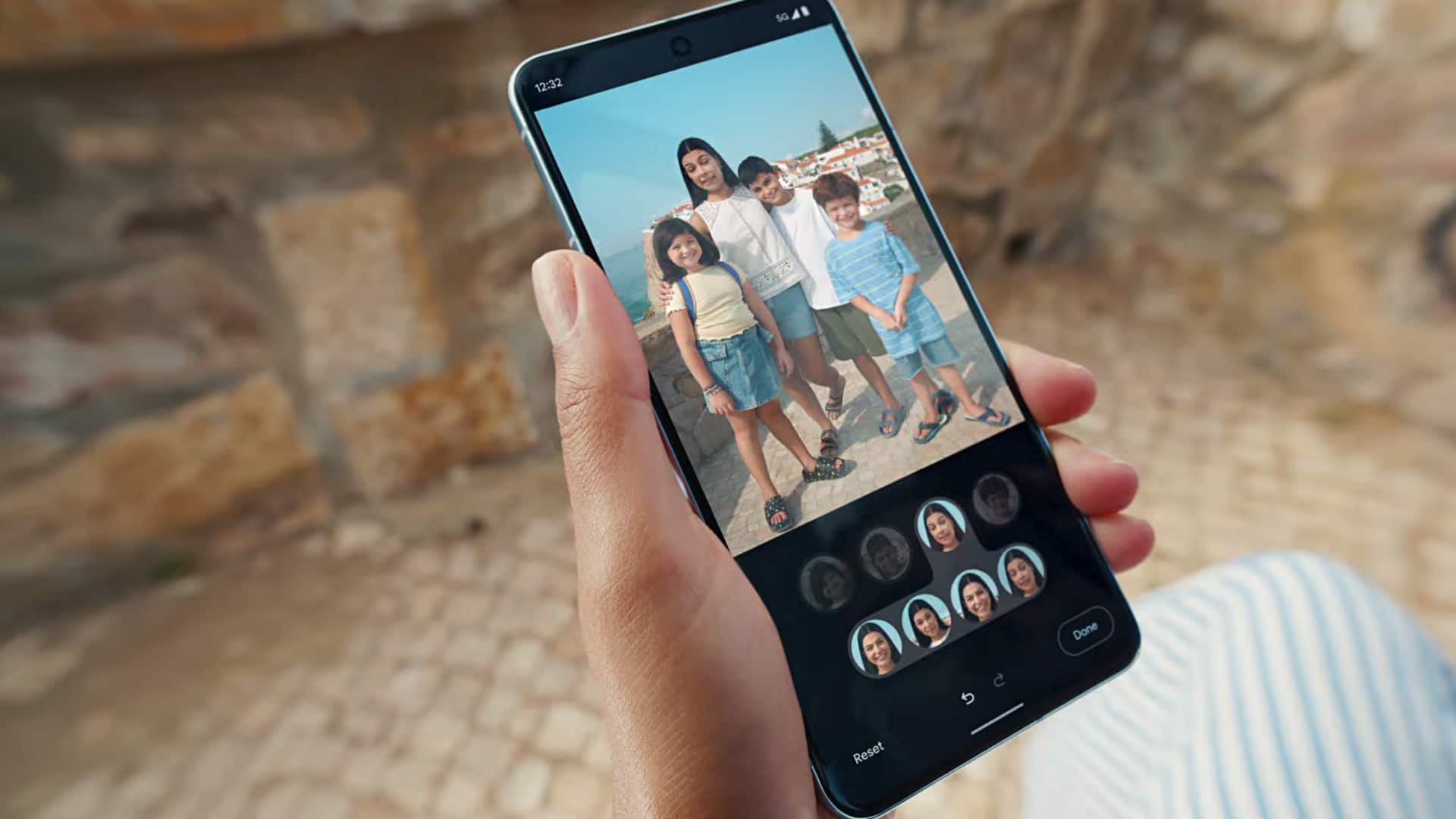 How Google Pixel 8's 'Best Take feature simplifies group photos