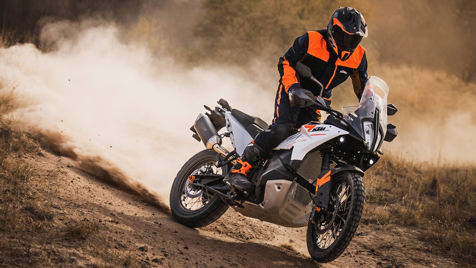 KTM 790 Adventure debuts in MY-2024 avatar: Check features