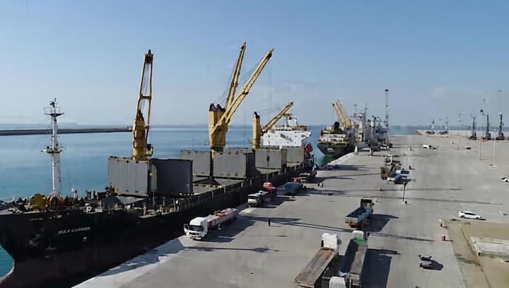 US jets strike Iran military facilities near Chabahar trade zone