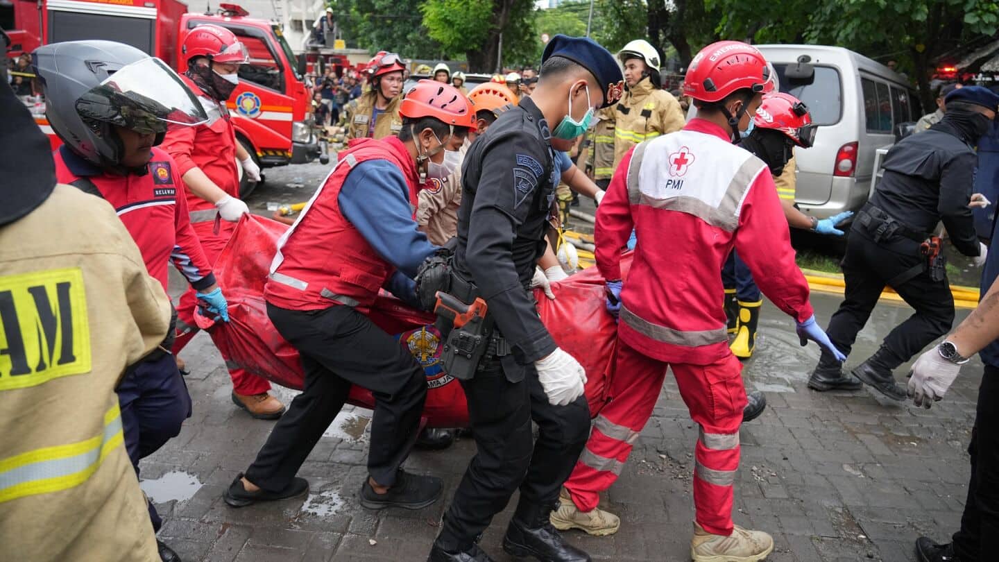 Fire breaks out at 7-story building in Jakarta; 20 dead