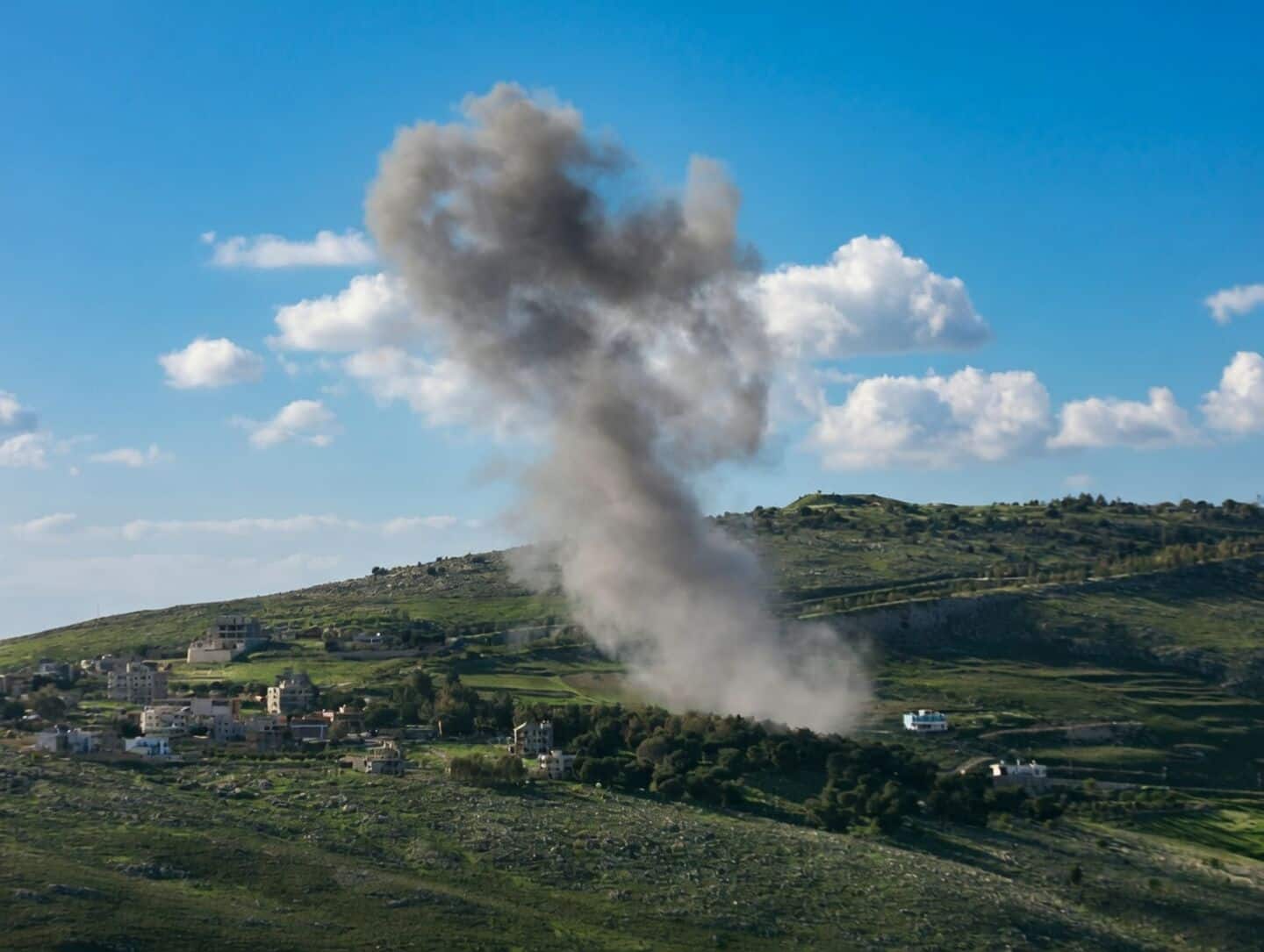 Israel unlawfully using white phosphorus in Lebanon: Rights watch 