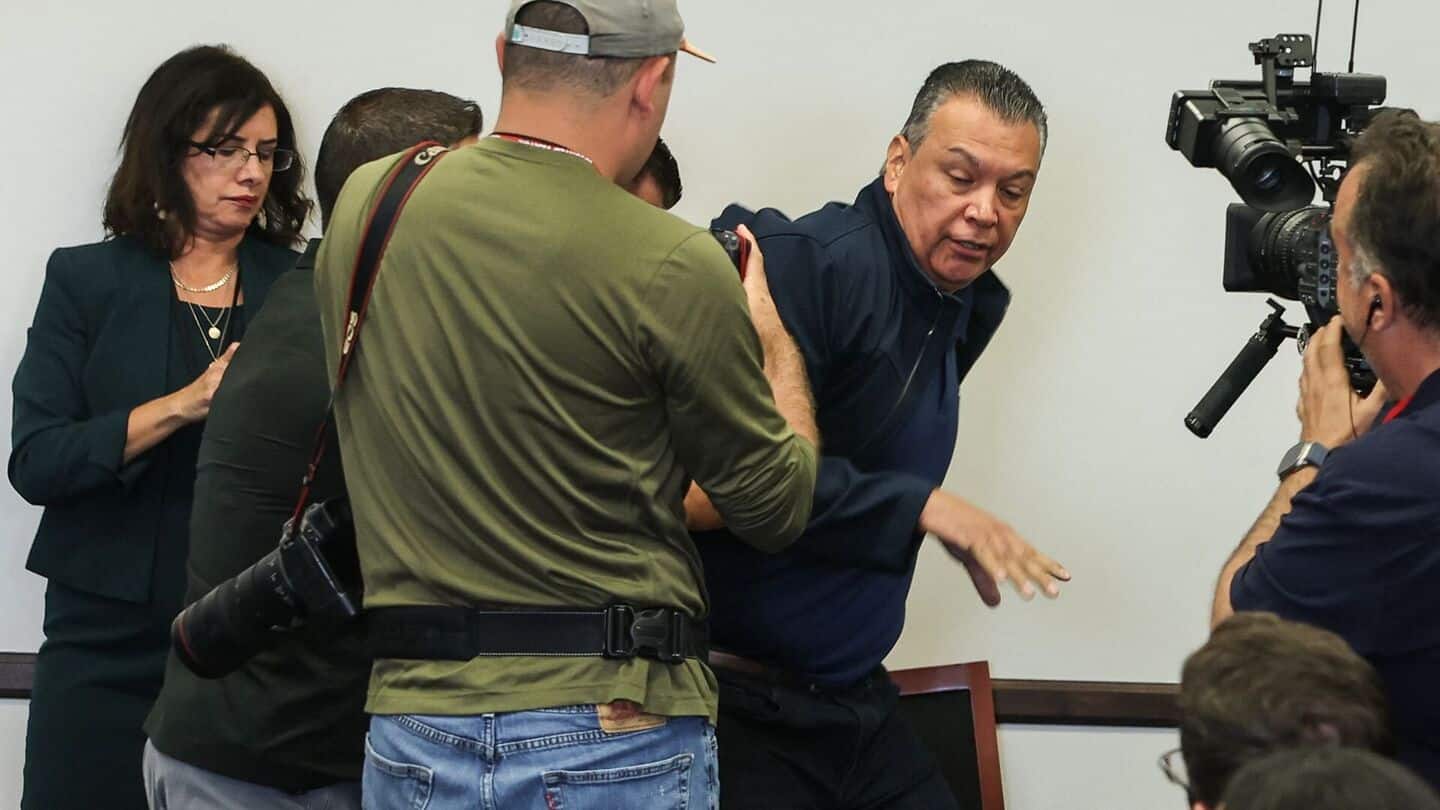 US senator dragged out of LA immigration news conference, handcuffed US senator dragged out of LA immigration news conference, handcuffed