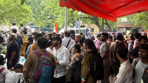 Release minor protesters, no publishing personal data: SC's big directions 