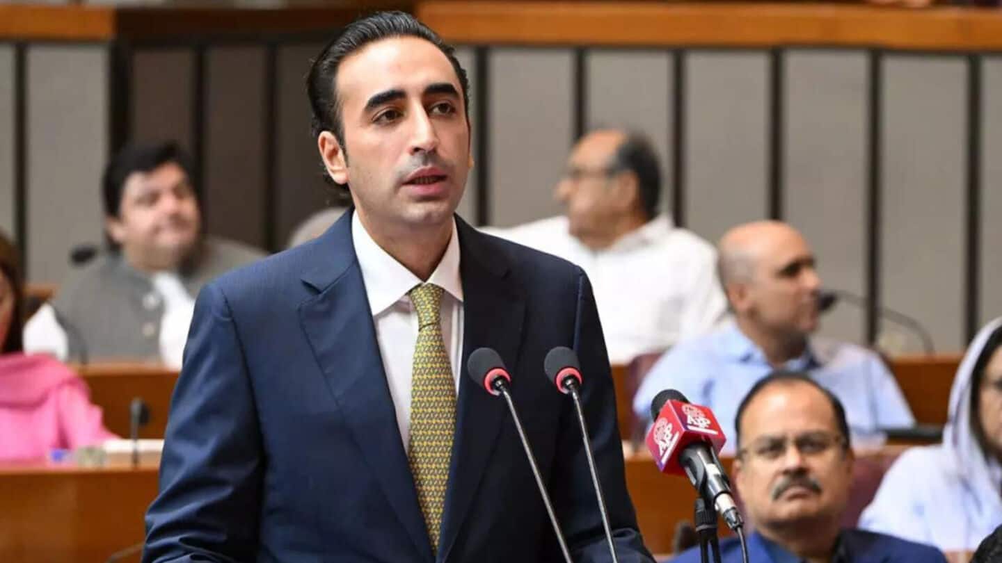 Video: Bilawal Bhutto left embarrassed after journalist fact-checks anti-India narrative 