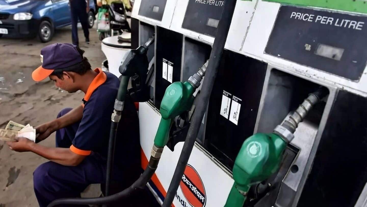 Petrol, diesel rates to be reviewed every 15 days 