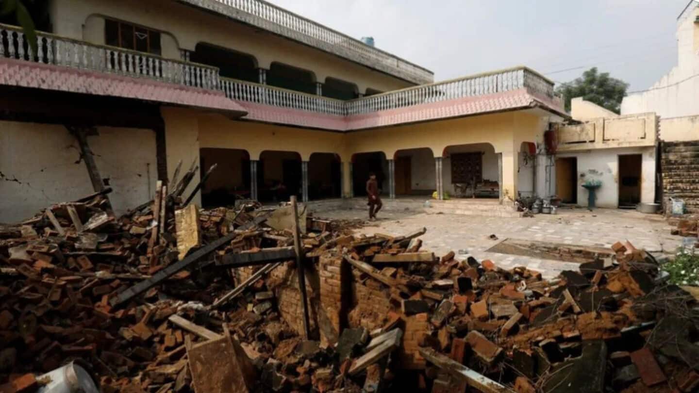 Karachi rattled by 26 quakes in just 4 days Karachi rattled by 26 quakes in just 4 days