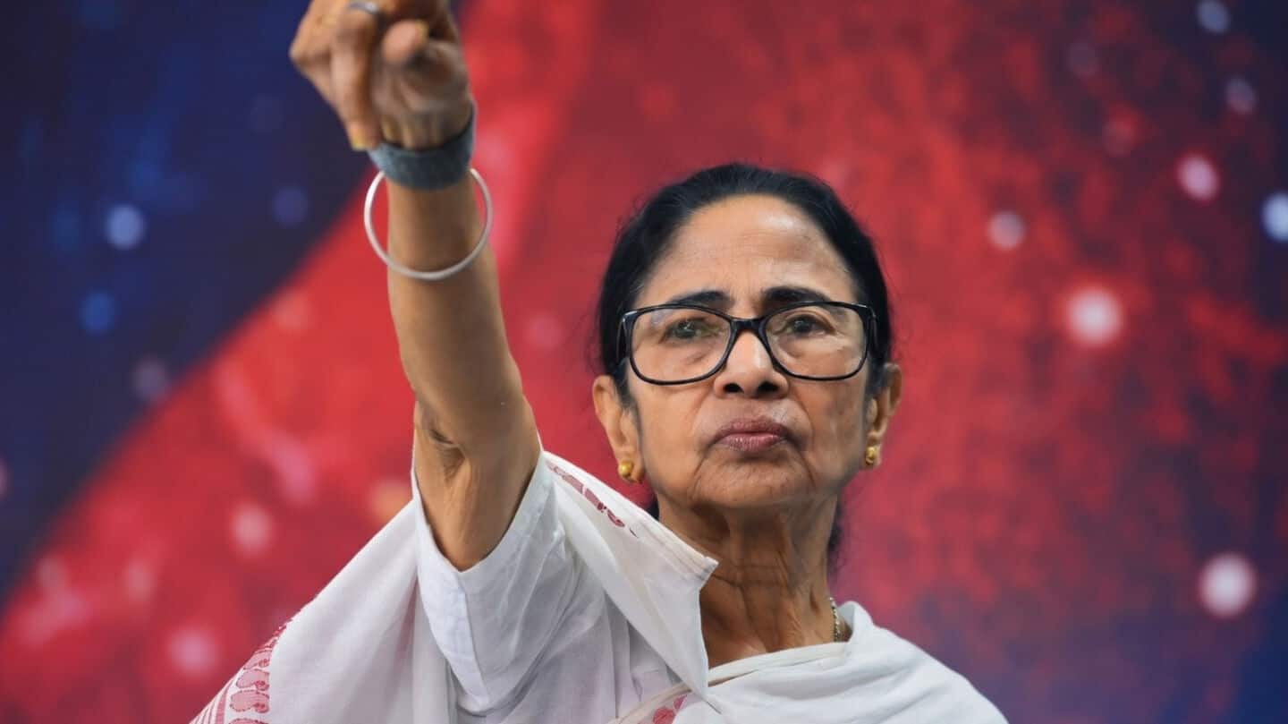 'BJP flooding voter rolls with non-residents': Mamata writes to CEC 