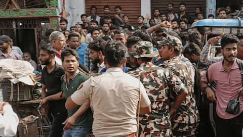 Students protest outside Khan Sir's coaching center after firing incident 