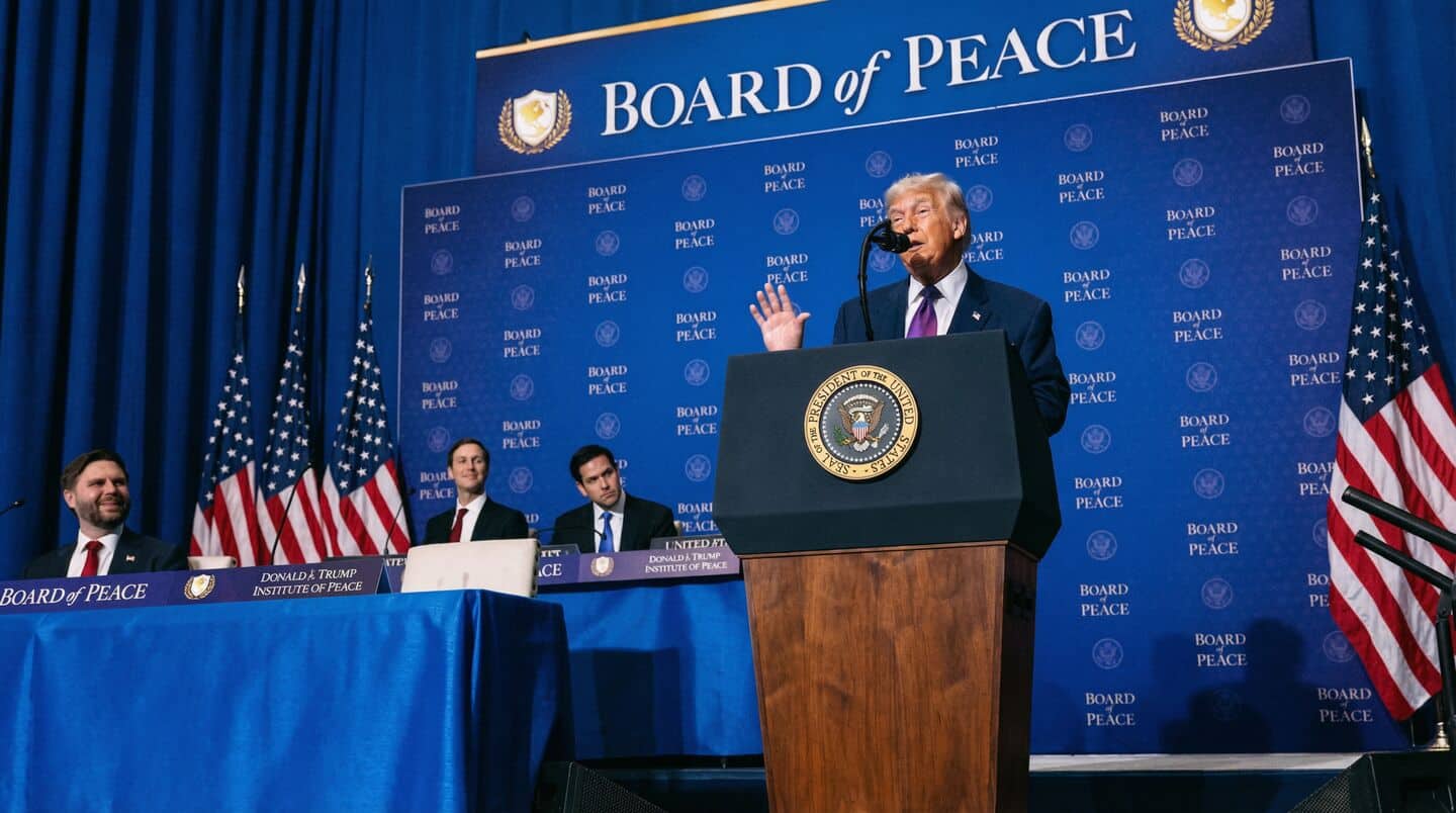 '200% tariffs...11 jets down': Trump's new twist on India-Pakistan ceasefire 