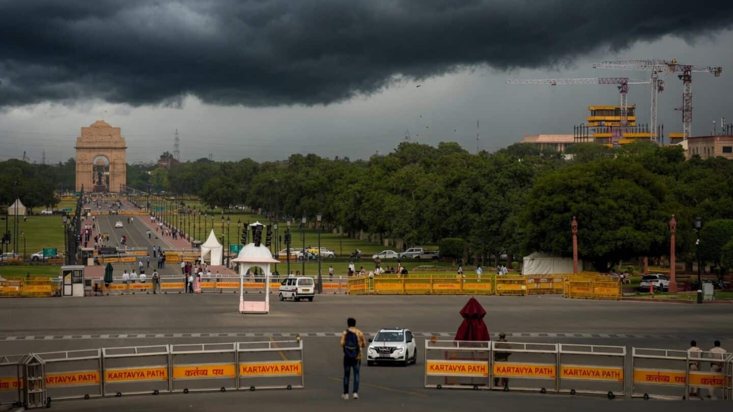 Orange, yellow alert in Kerala, Karnataka; storm likely in Delhi 