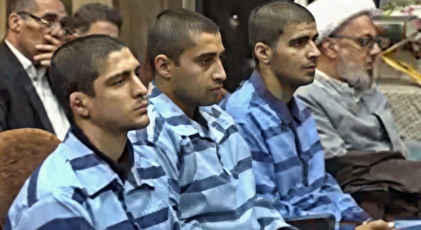 Iran publicly hangs 19-year-old champion wrestler, 2 others 