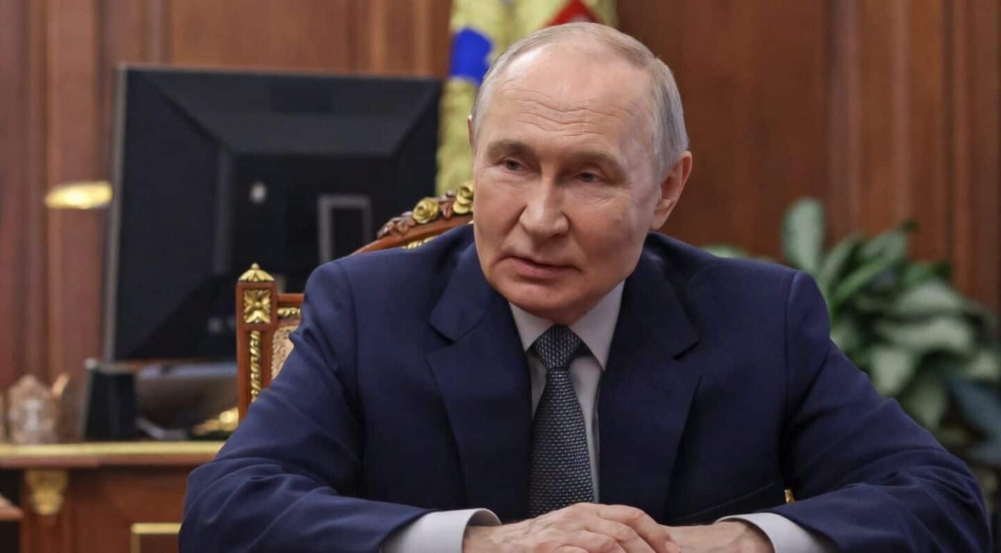 Russia announces truce in Ukraine to mark Victory Day 