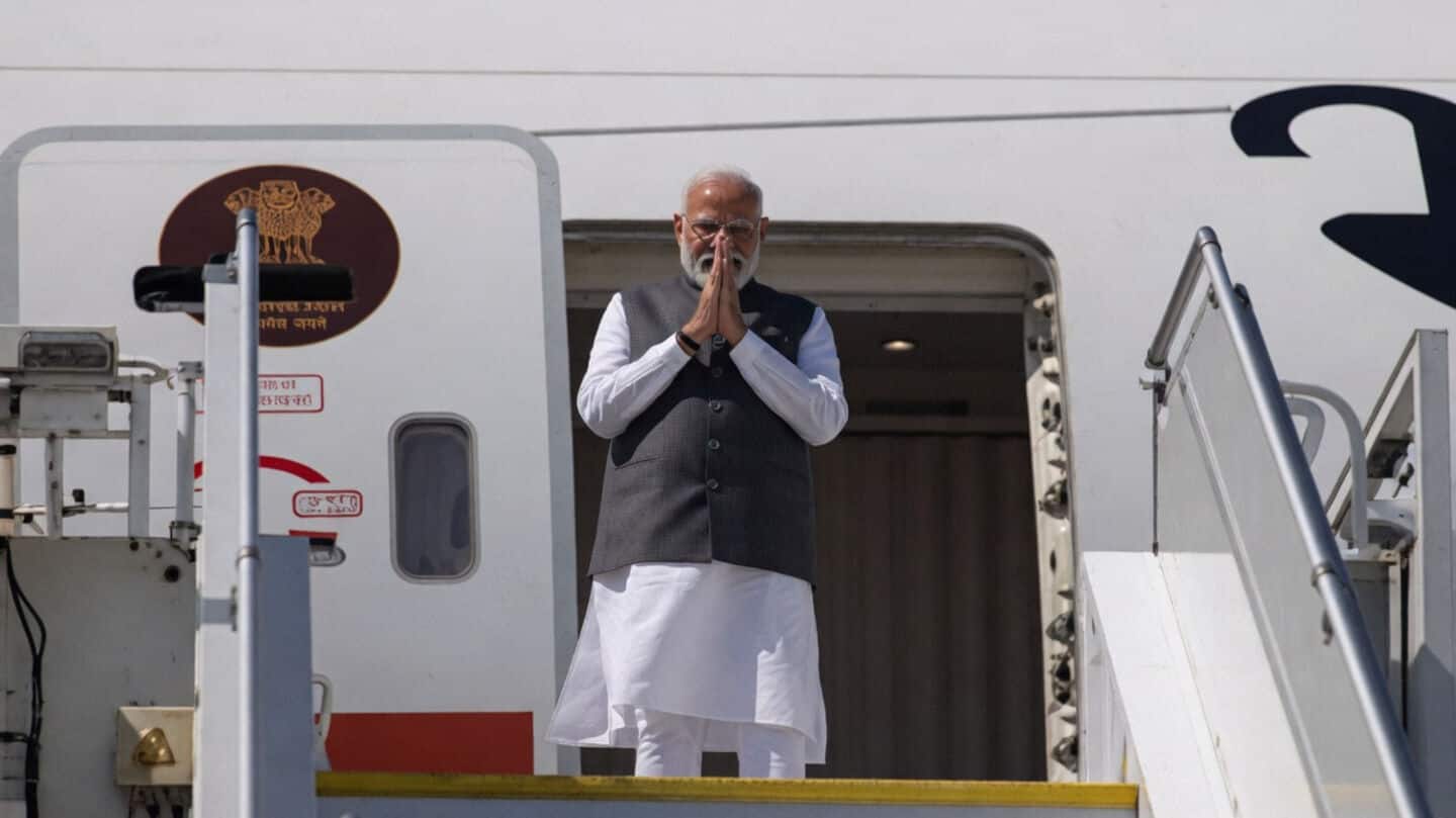 Modi reaches France for G7 Summit 