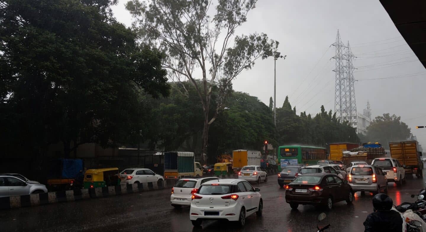 SC suggests linking unpaid traffic challans to electricity bills 