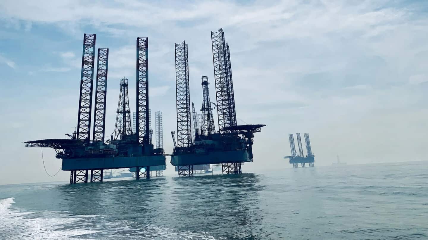 Centre's order bars filing of cases over diverted LNG supplies