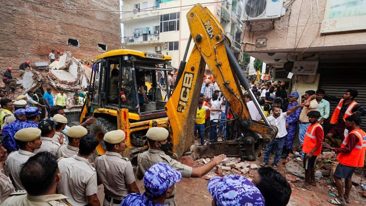 MCD orders sealing of illegal 4-story+ buildings after 6 deaths 