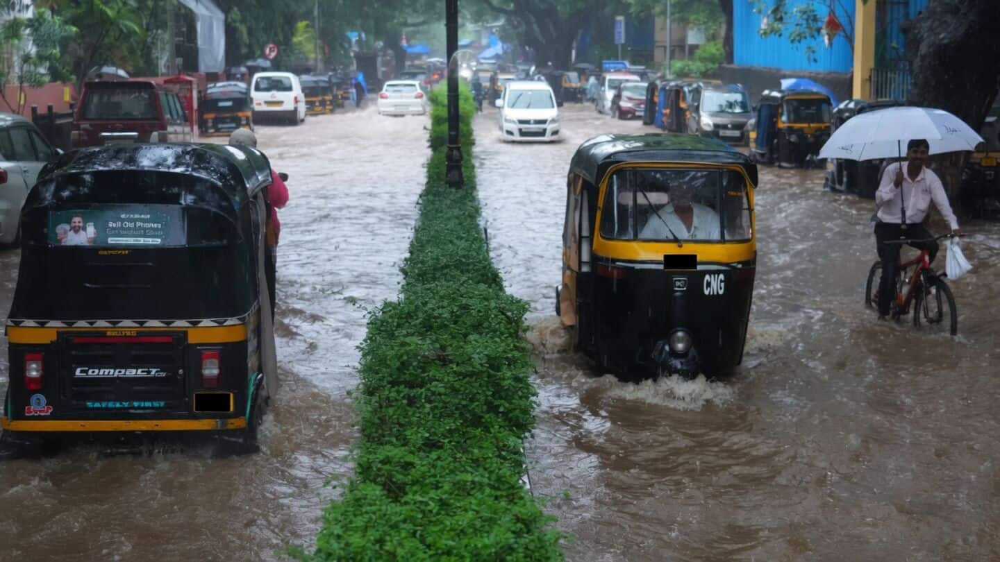 Severe waterlogging in Mumbai after heavy rainfall; red alert issued 