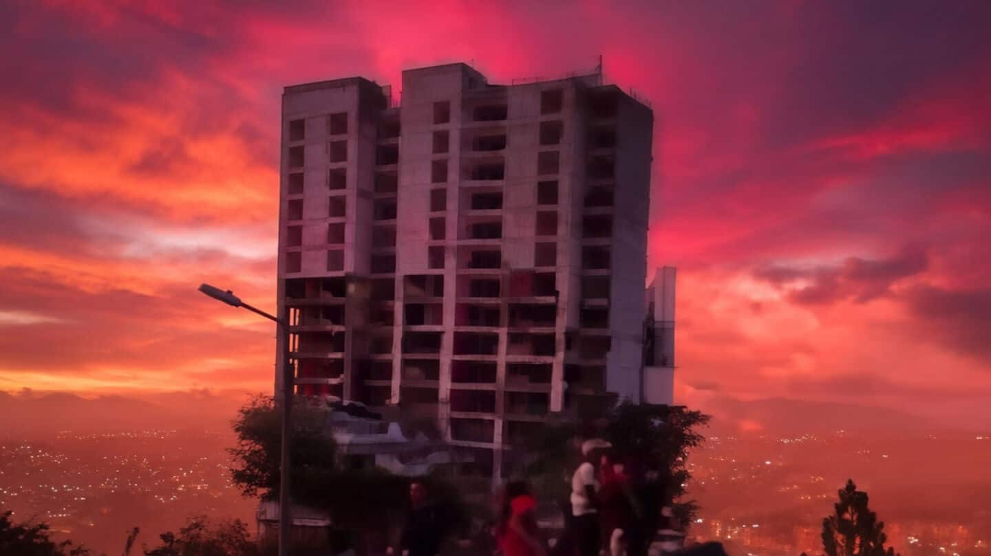 Venezuela's skies turn red amid recent tragedies