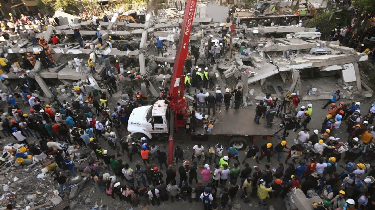 Colombia: Rescuers dig through rubble as earthquake deaths surpass 240 