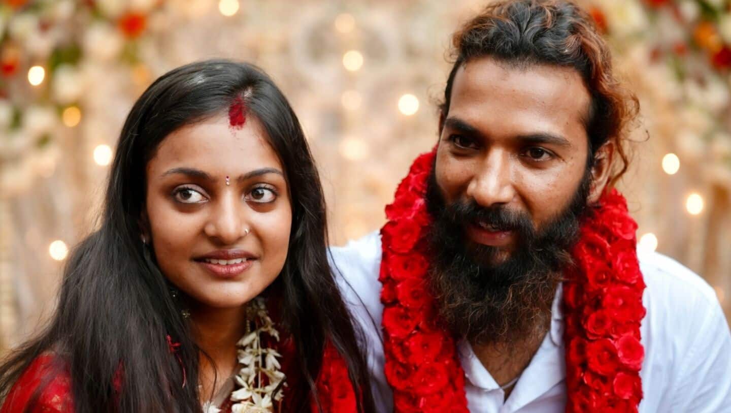 'Mahakumbh viral girl' Monalisa a minor; POCSO case against husband