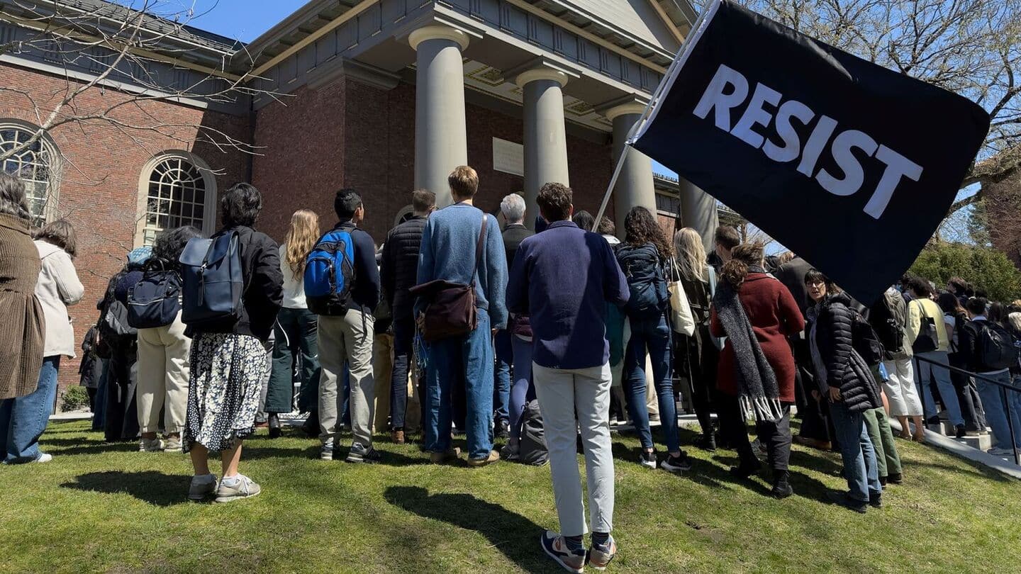 Judge blocks Trump's order barring Harvard from enrolling foreign students Judge blocks Trump's order barring Harvard from enrolling foreign students