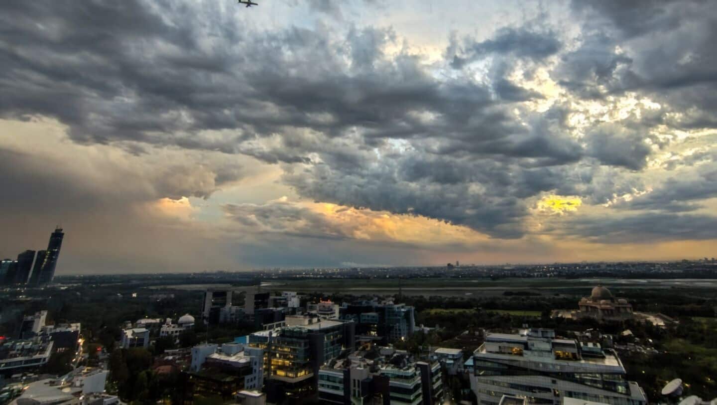 Cold, stormy weather expected in Northwest India till April 6