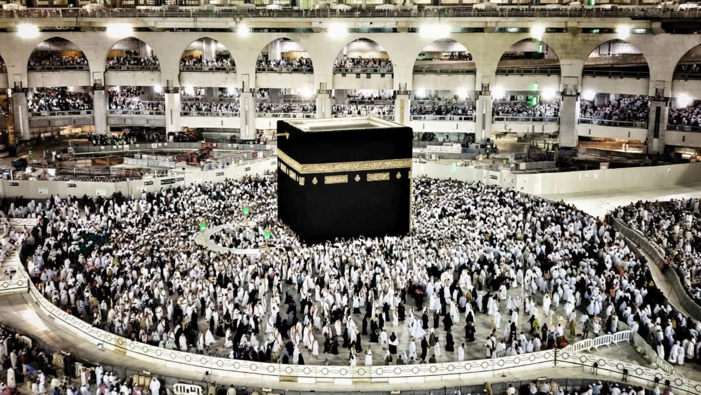 In first, Saudi activates Mecca warning system amid Houthi threat 