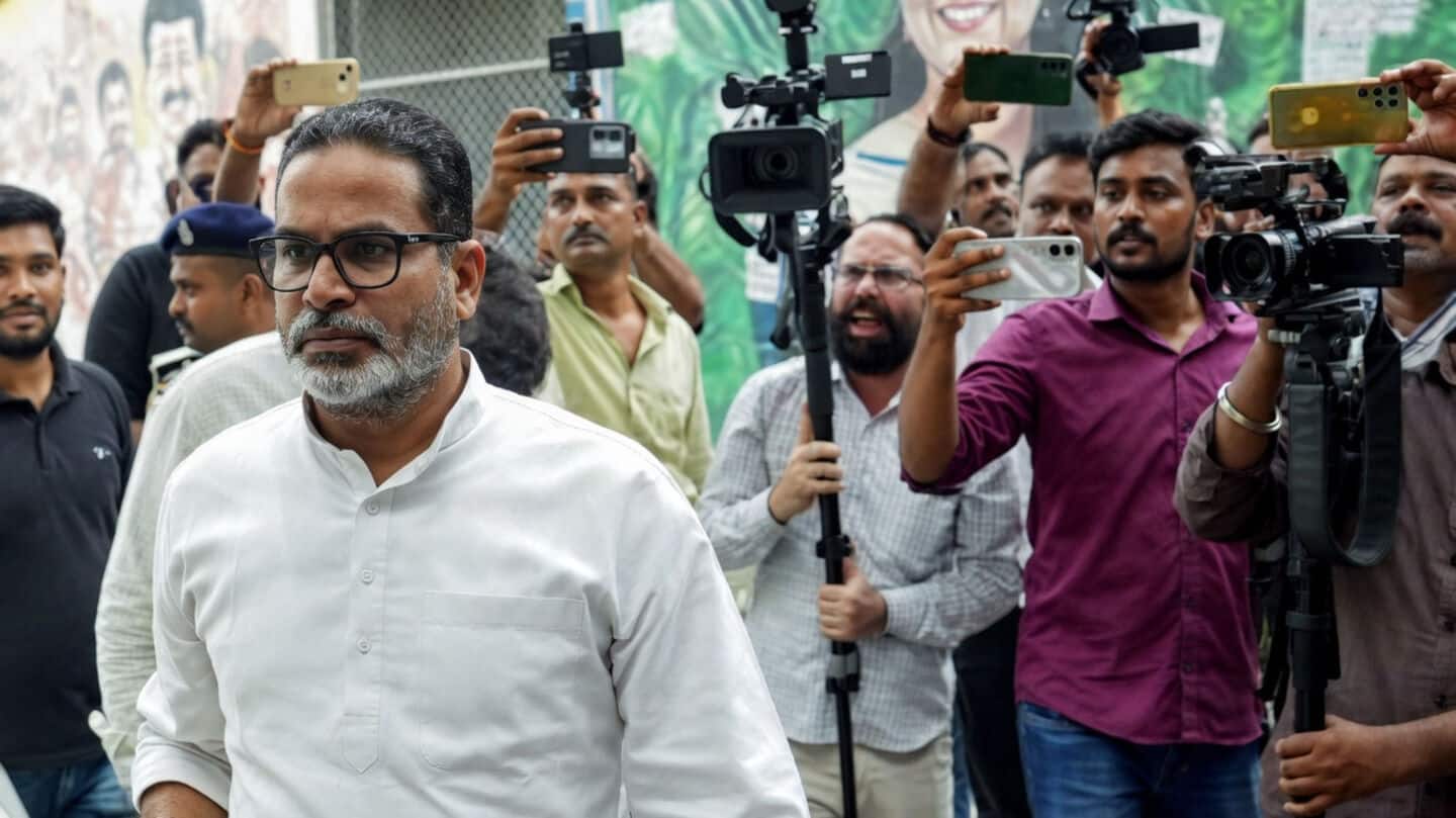 Debutant Prashant Kishor takes early lead in Bankipur bypoll 