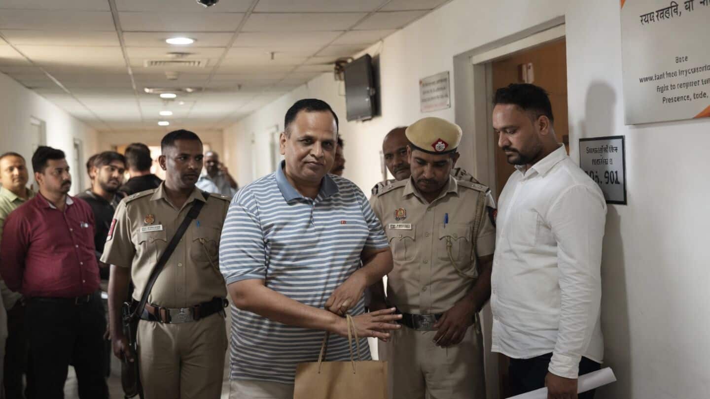 AAP's Satyendar Jain gets bail in Jal Board case