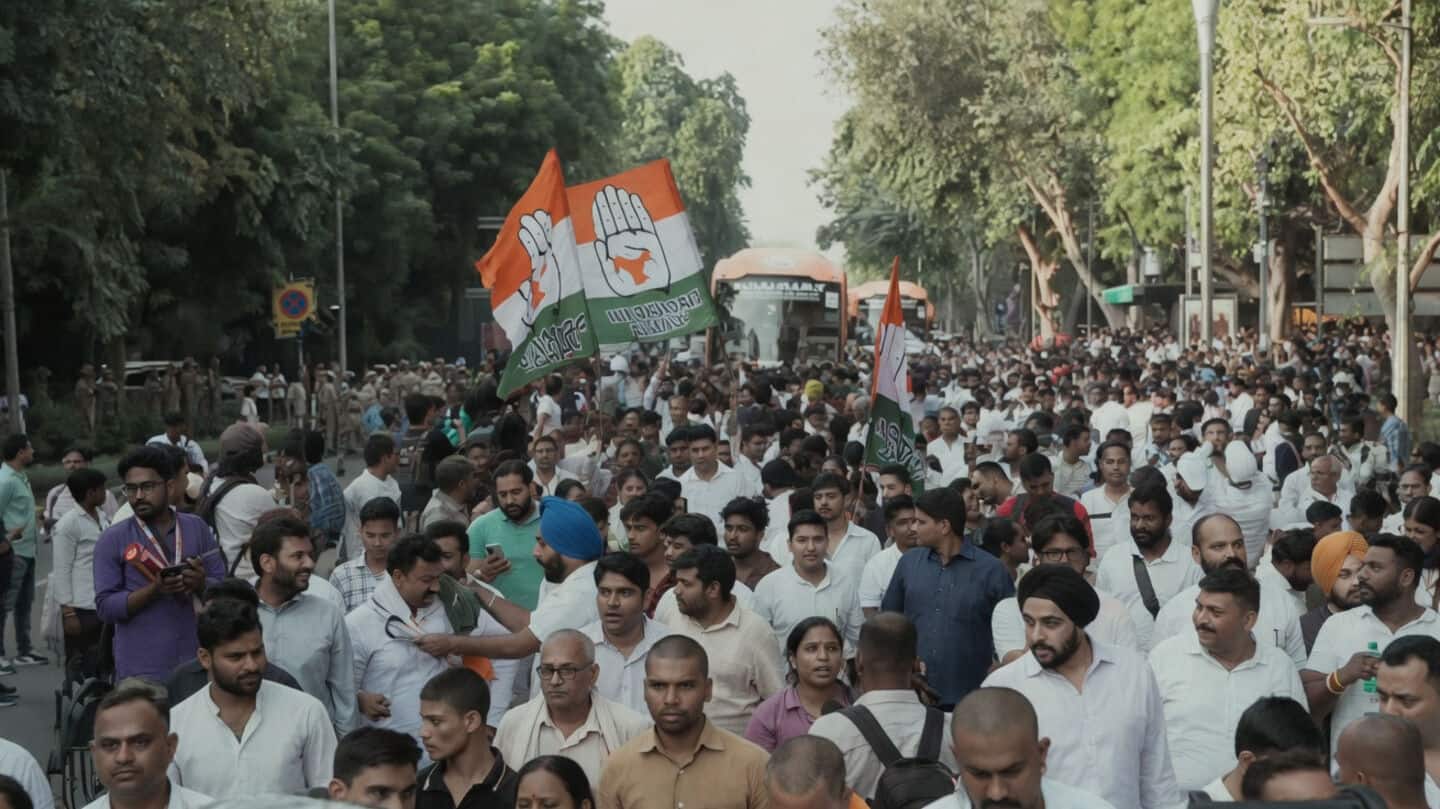 'They're scratching, beating MPs': Chaos at opposition's Jantar Mantar protest 