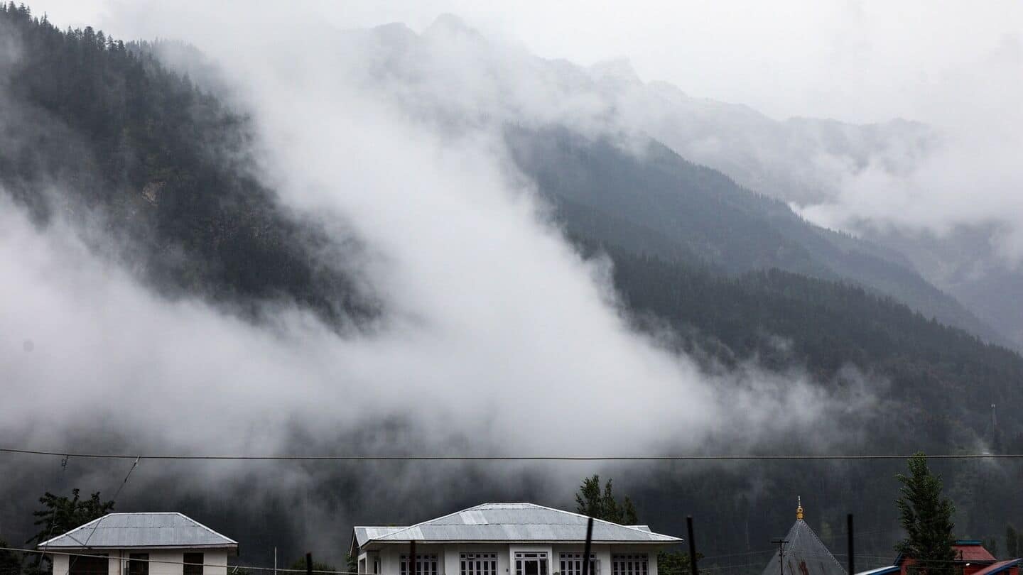 Red alert issued for J&K; Vaishno Devi Yatra remains suspended Red alert issued for J&K; Vaishno Devi Yatra remains suspended