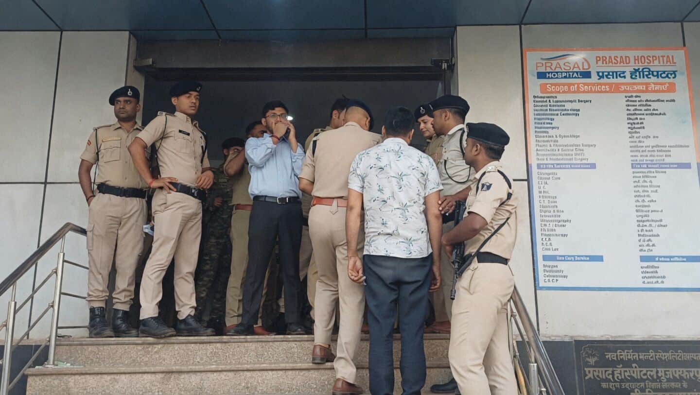 4 killed in massive fire at Bihar hospital's ICU ward 