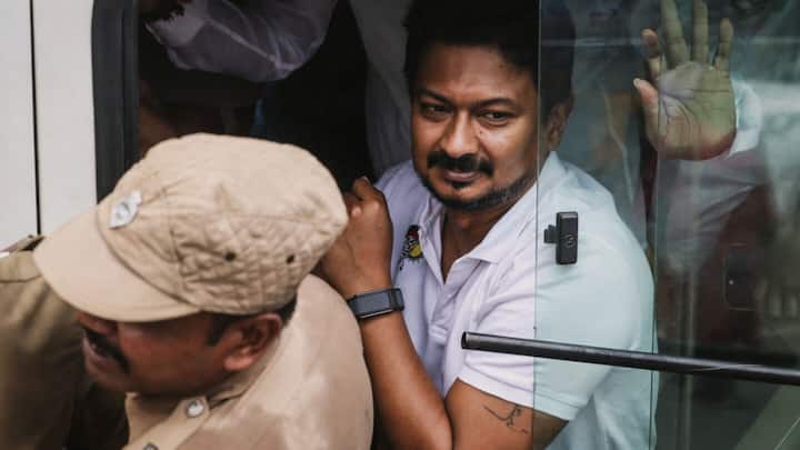 'Release Udhayanidhi after questioning': Madras HC in Trisha remark case 
