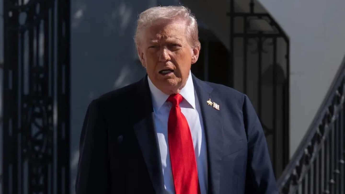 Move Gaza talks fast or 'massive bloodshed will follow': Trump 