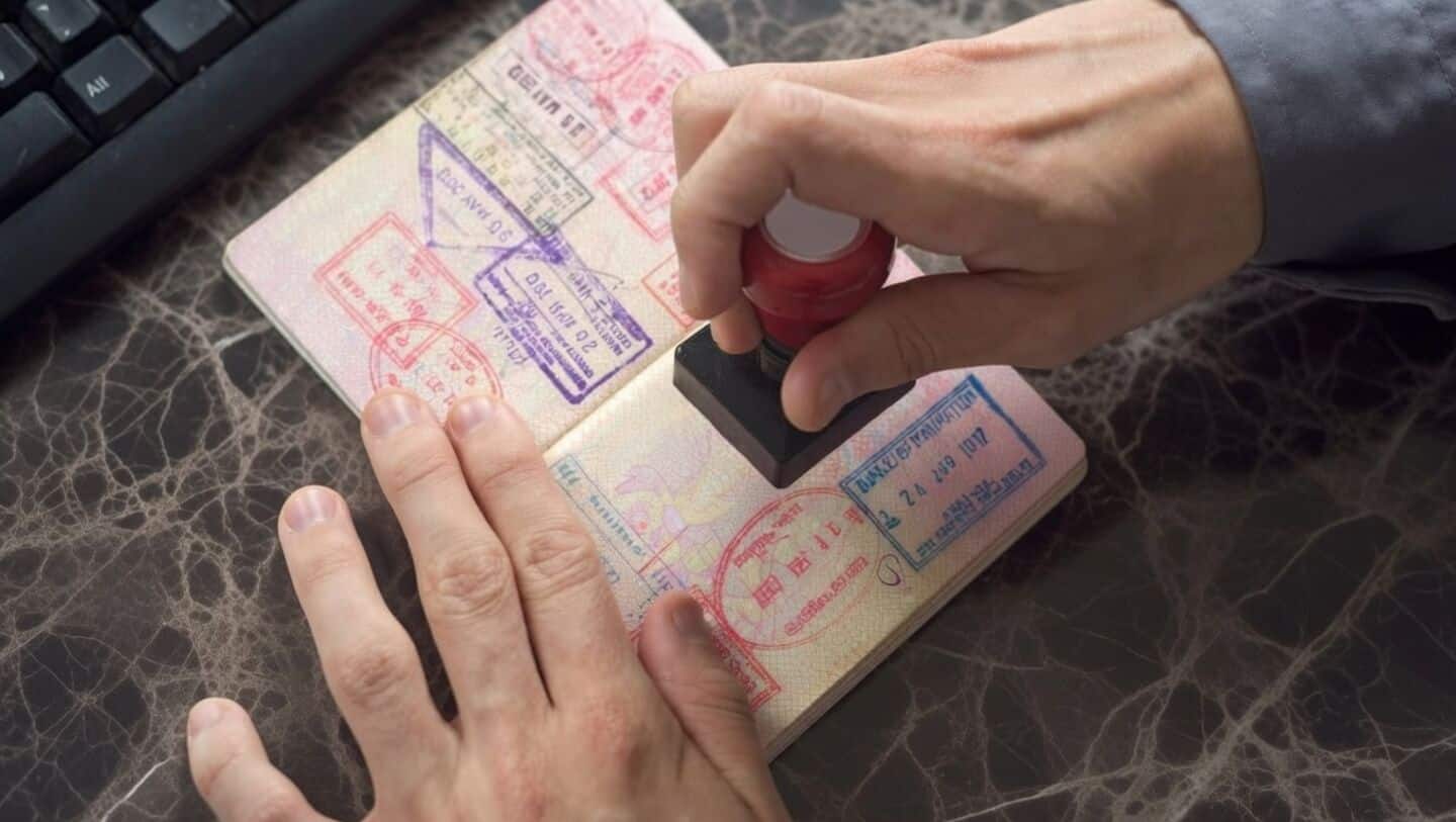 France lifts transit visa for Indians at its airports 