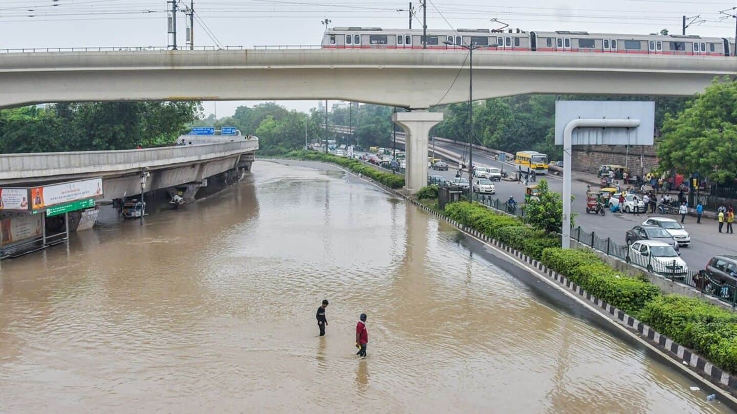 Floodwaters enter Delhi homes; Gurugram offices, schools shut Floodwaters enter Delhi homes; Gurugram offices, schools shut