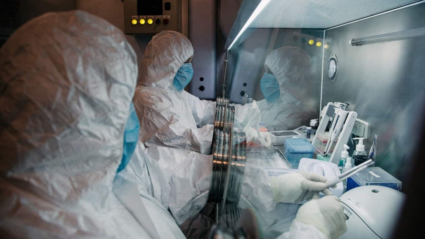 Second Russian lab worker possibly sick from plague 