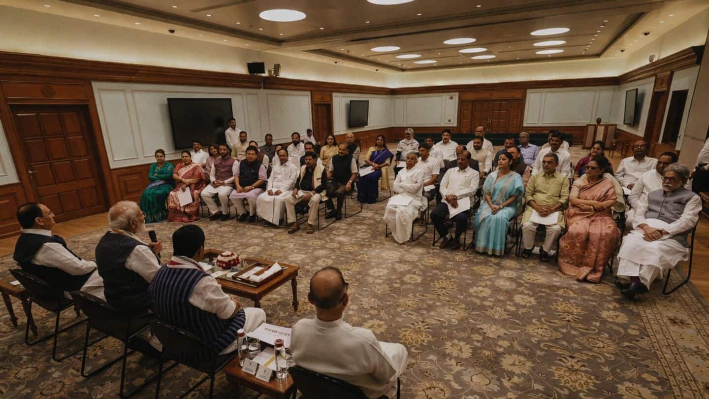 'I'm with you': PM Modi meets rebel TMC, Sena MPs 