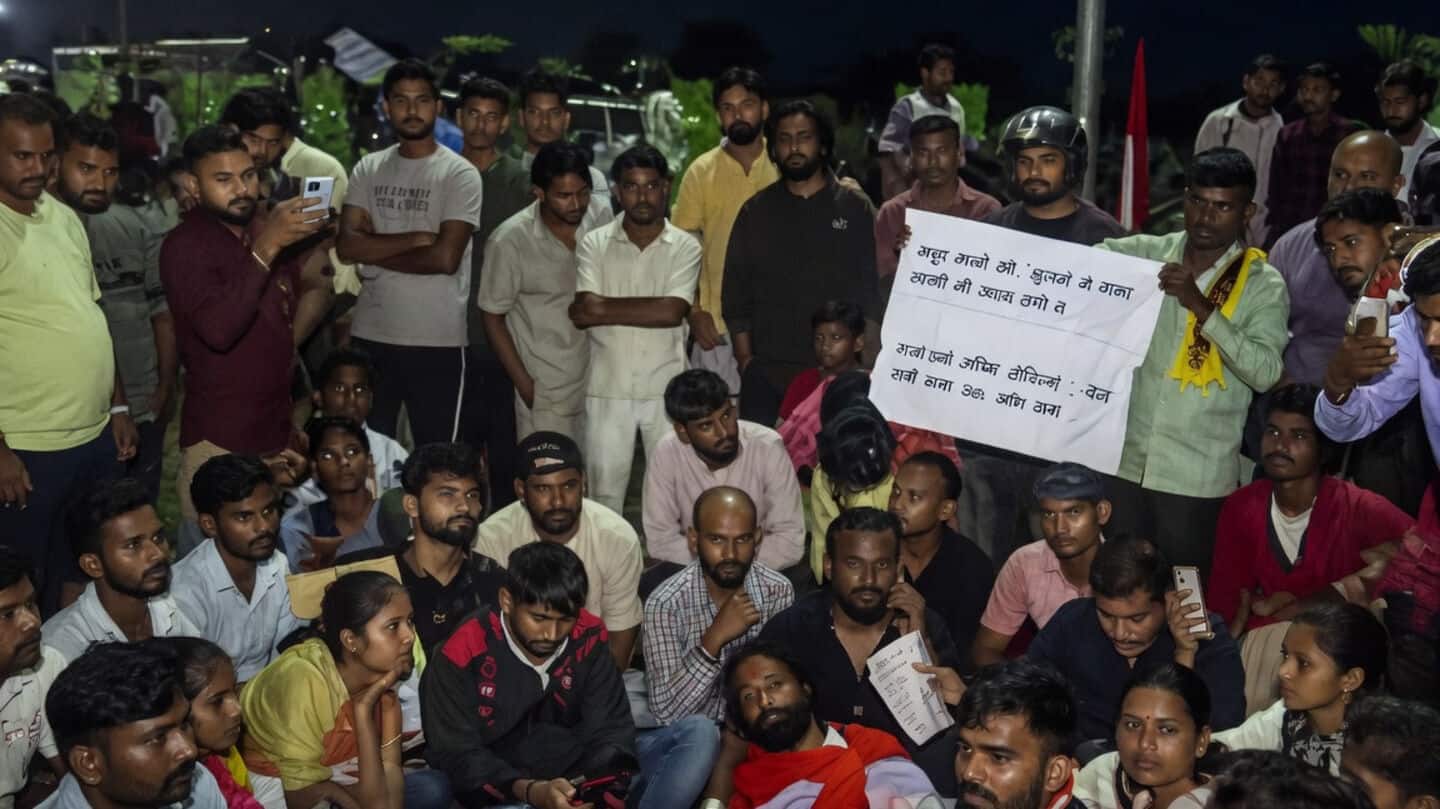 'Meet protesting students': Rahul Gandhi writes to Hemant Soren 