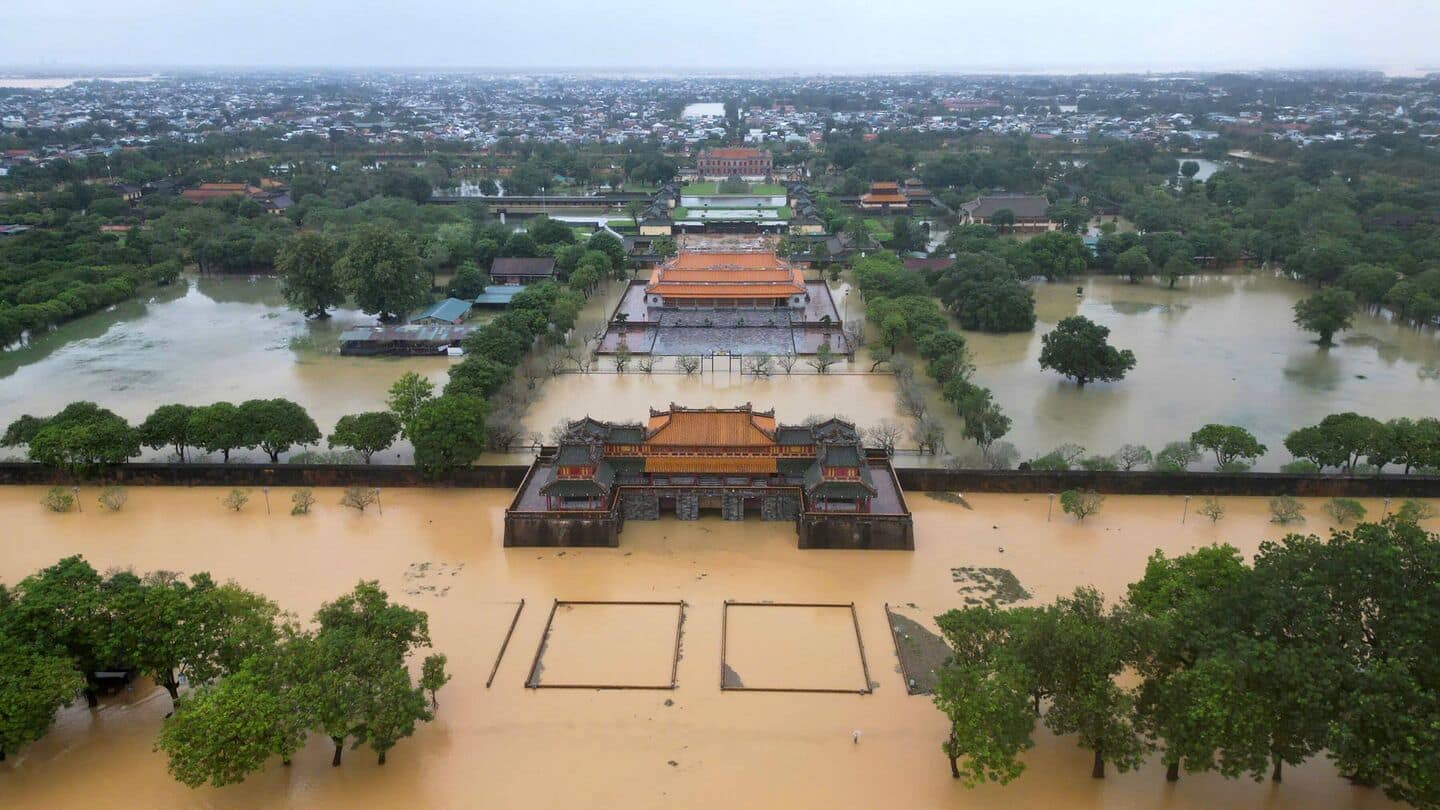 Record rains in Vietnam kill 9, flood 100,000 homes  Record rains in Vietnam kill 9, flood 100,000 homes