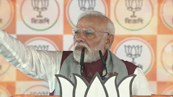 'I ate jhalmuri, but Trinamool felt sting': Modi jabs Mamata