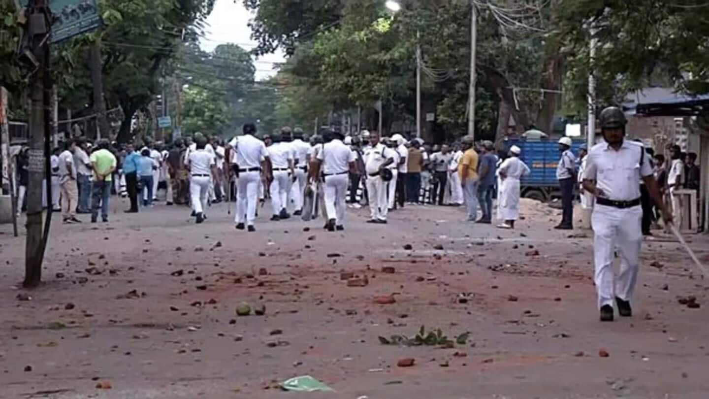Clashes in Bengal over shop construction near temple; 40 arrested Clashes in Bengal over shop construction near temple; 40 arrested